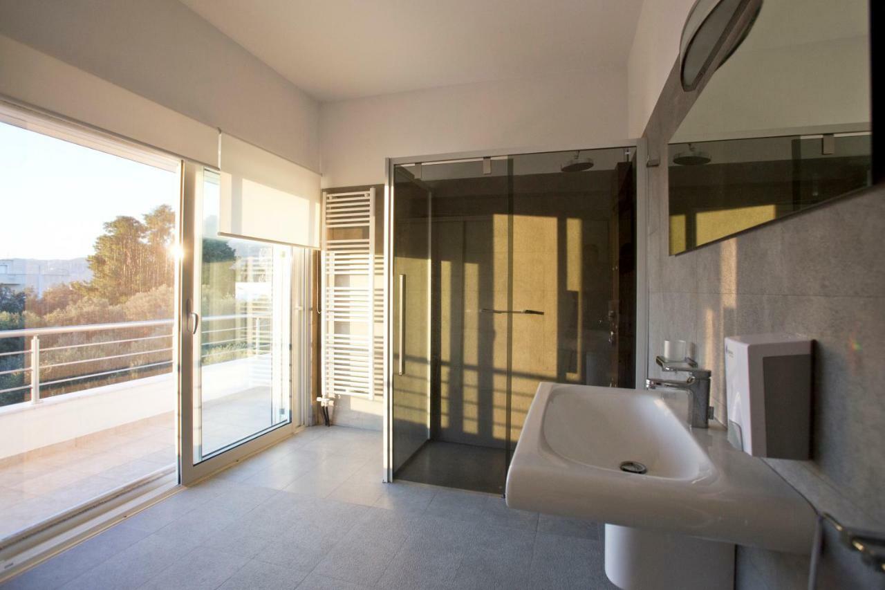 Luxury Villa Loutraki With Private Heated Pool מראה חיצוני תמונה